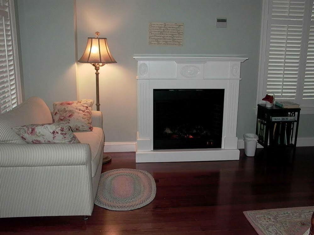 Trinkle Mansion Bed & Breakfast Wytheville Εξωτερικό φωτογραφία