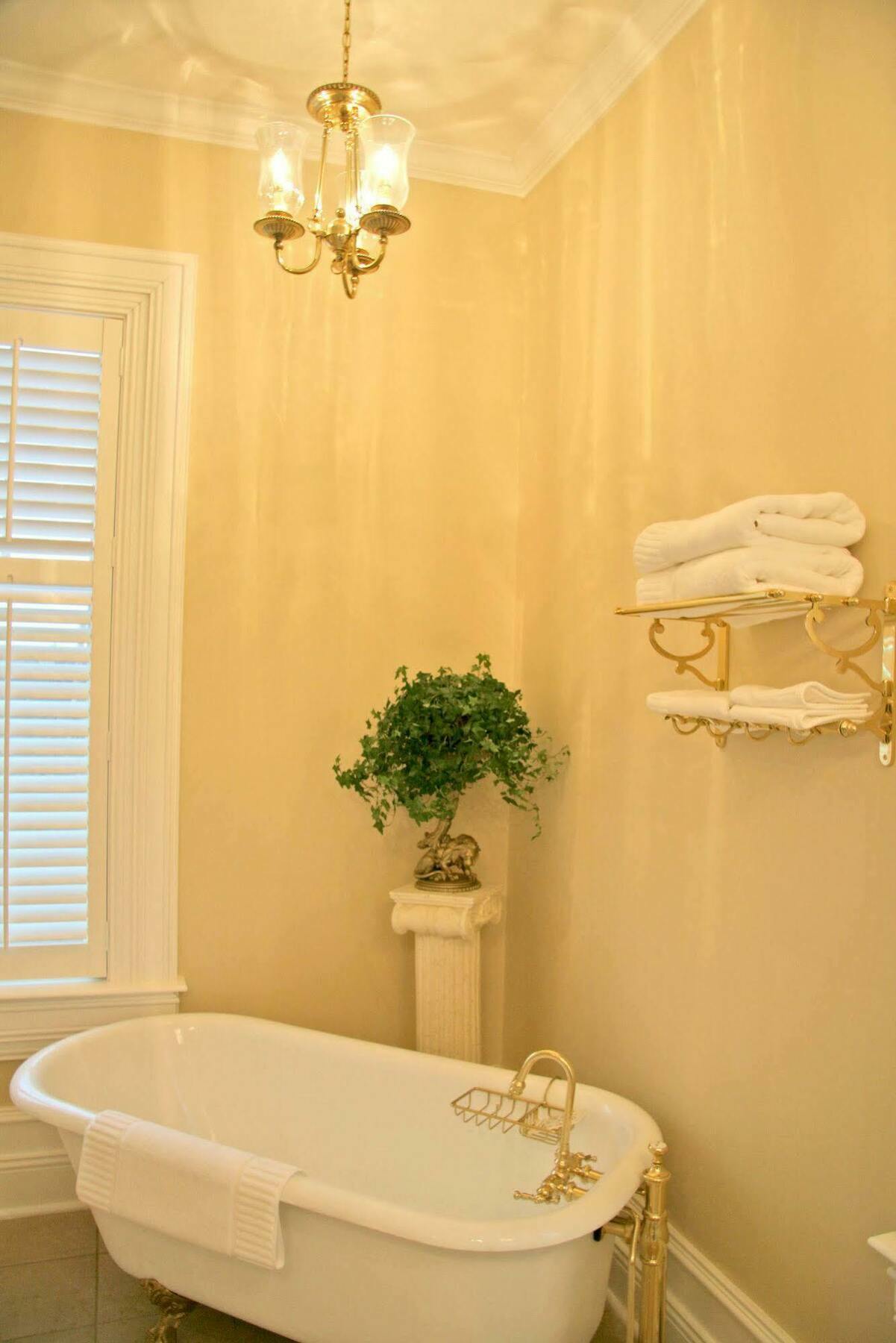 Trinkle Mansion Bed & Breakfast Wytheville Εξωτερικό φωτογραφία