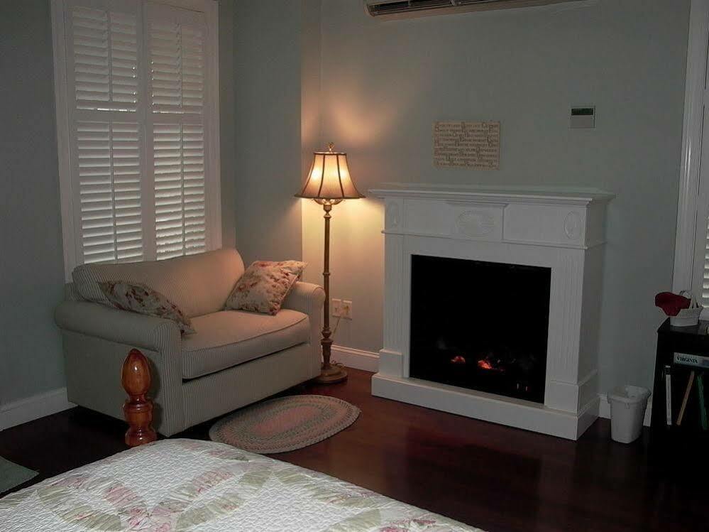 Trinkle Mansion Bed & Breakfast Wytheville Εξωτερικό φωτογραφία